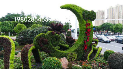 植物花雕定制廠家,大型景觀綠雕造型批發(fā)價出售