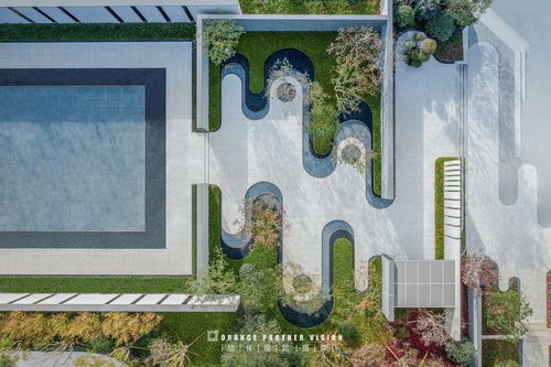 景觀藝術(shù)的視覺敘事 昆明萬達(dá)都會藝術(shù)館示范區(qū)與桔伴視覺的融合之美